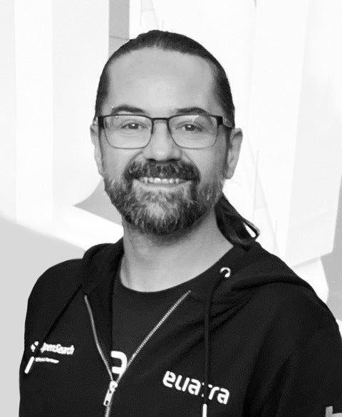 Headshot of Jochen Kressin